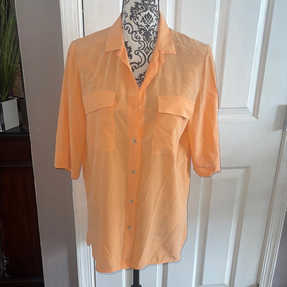 Lafayette 148 silk button up blouse